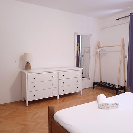 Apartments Emilija Makarská Pokoj fotografie