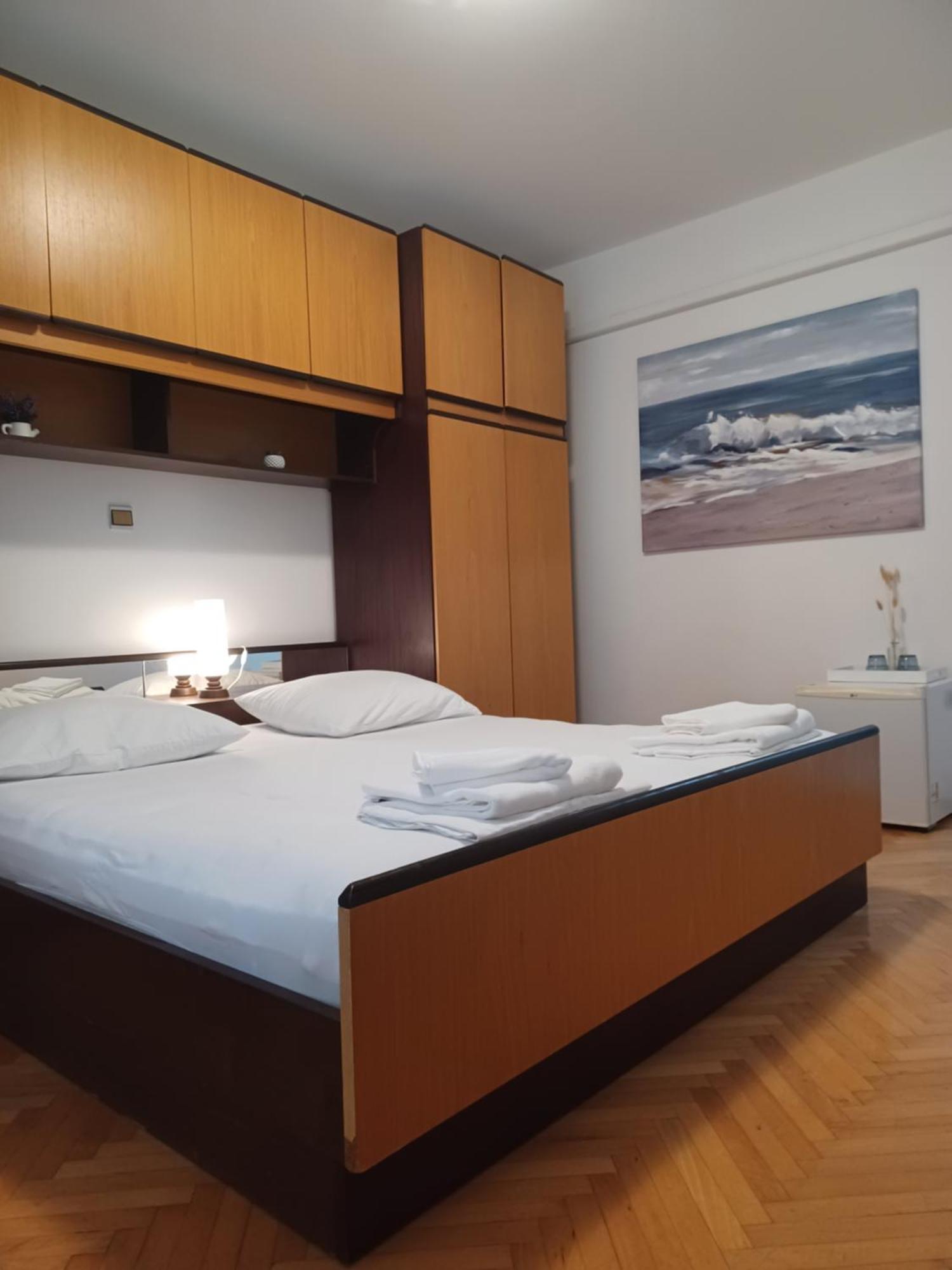 Apartments Emilija Makarská Pokoj fotografie